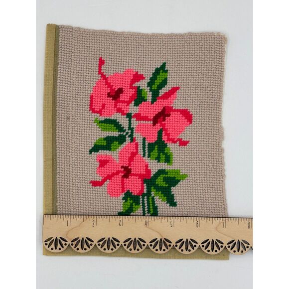 Vintage Unframed Needlepoint Picture Pink Flowers 70s Decor - Picture 4 of 5